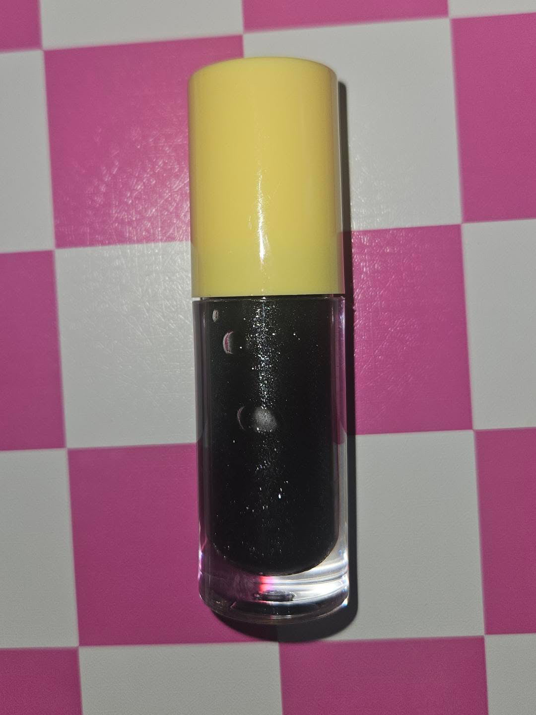 Cherry Noir Wacky Gloss